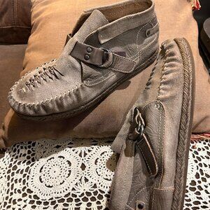 OTBT Ladies Bootie Ladies Size 9